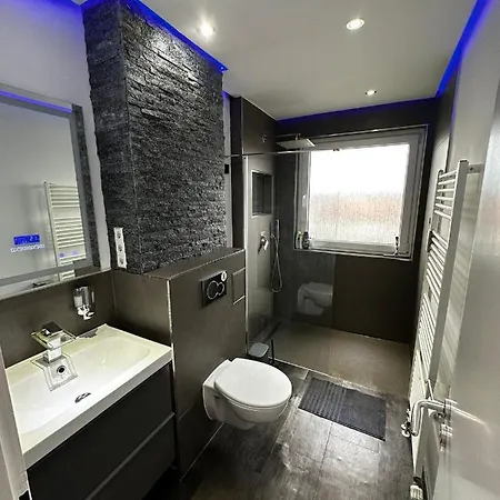 3 Deluxe Homestay Hannover