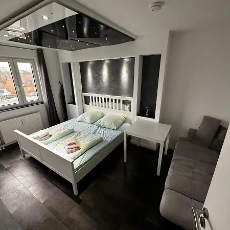 3 Deluxe Privatunterkunft *